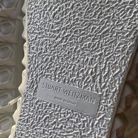 Stuart Weitzman Fringe Coverstory - Picture 10 of 14